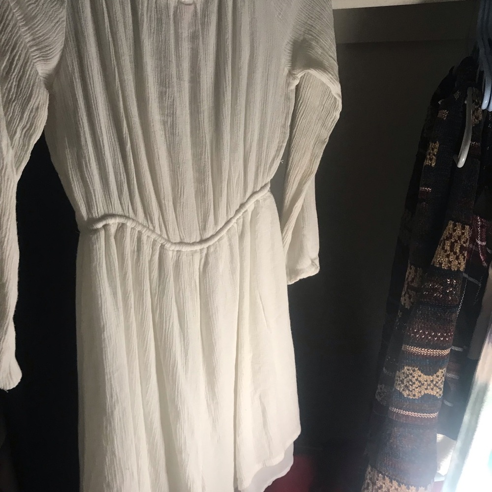 white romper - Picture 2 of 2